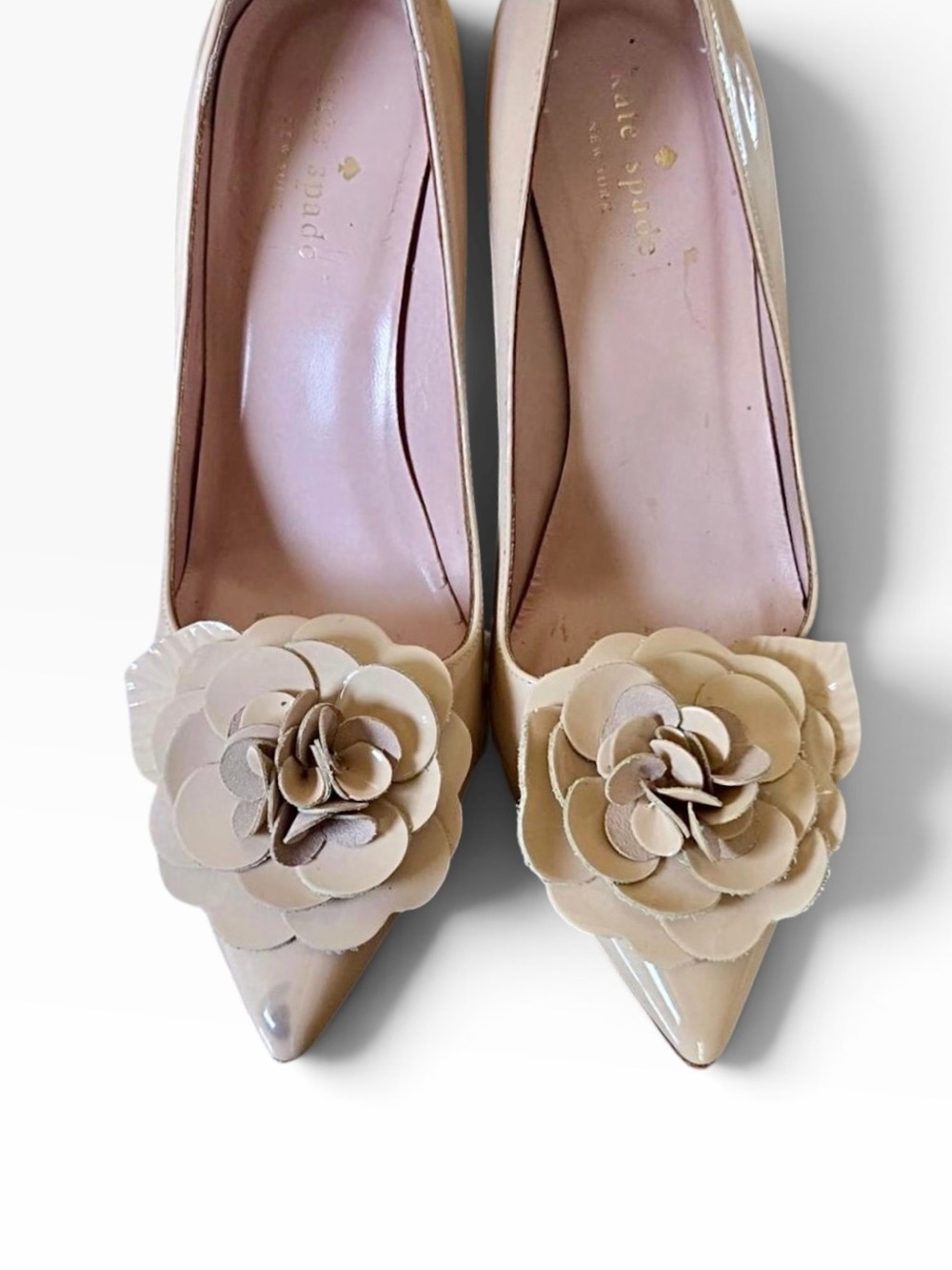 Kate Spade Cream Patent Block Heel Pumps with Flower Accent Size 7